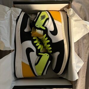 Nike Air Jordan 1 Retro High OG Sneakers - kids/womens